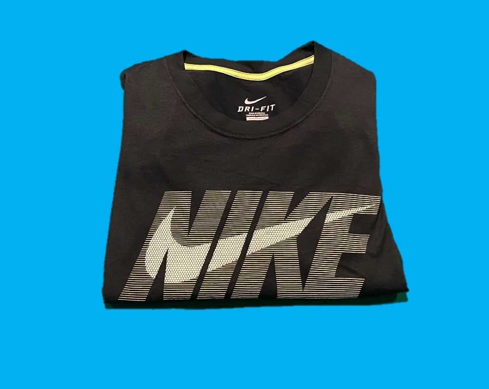 SueterNike Negro/verde U Marciano En Linea